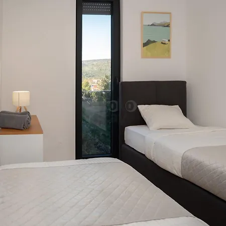 Sunset With Amazing Seawiev Apartman