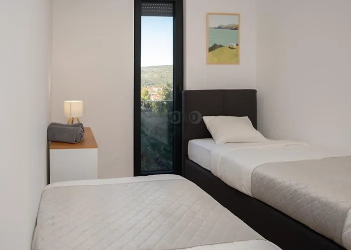 Sunset With Amazing Seawiev Apartman