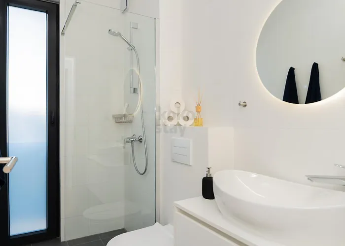 Apartman Sunset With Amazing Seawiev